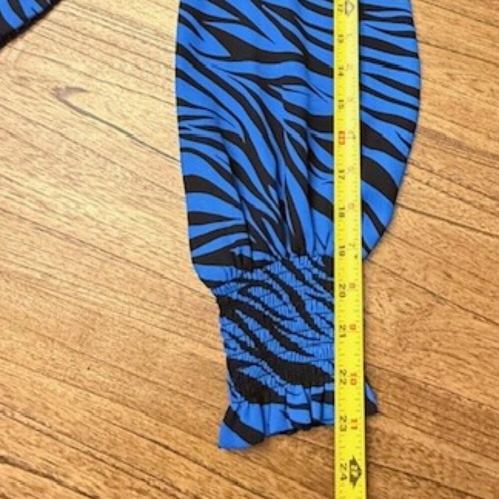WHITE HOUSE BLACK MARKET Zebra Print Top - Picture 10 of 12